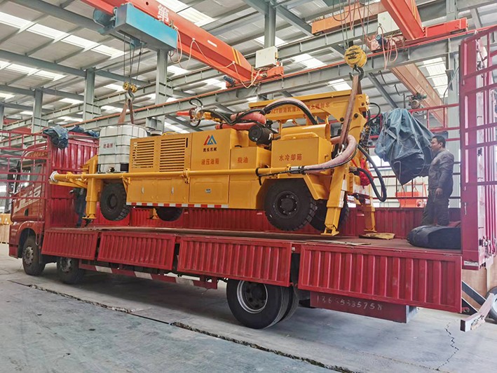 疫情防控不松懈，柴油機礦用混凝土濕式噴射車(chē)正常發(fā)貨！